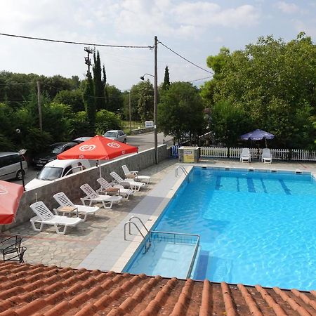 Camping Mitikas And Bungalows Plaka Litóchoro Exterior foto