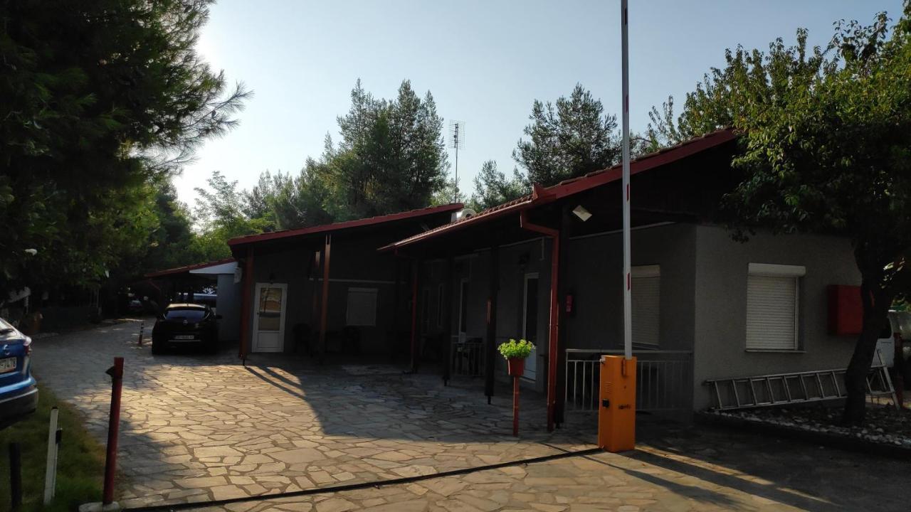 Camping Mitikas And Bungalows Plaka Litóchoro Exterior foto