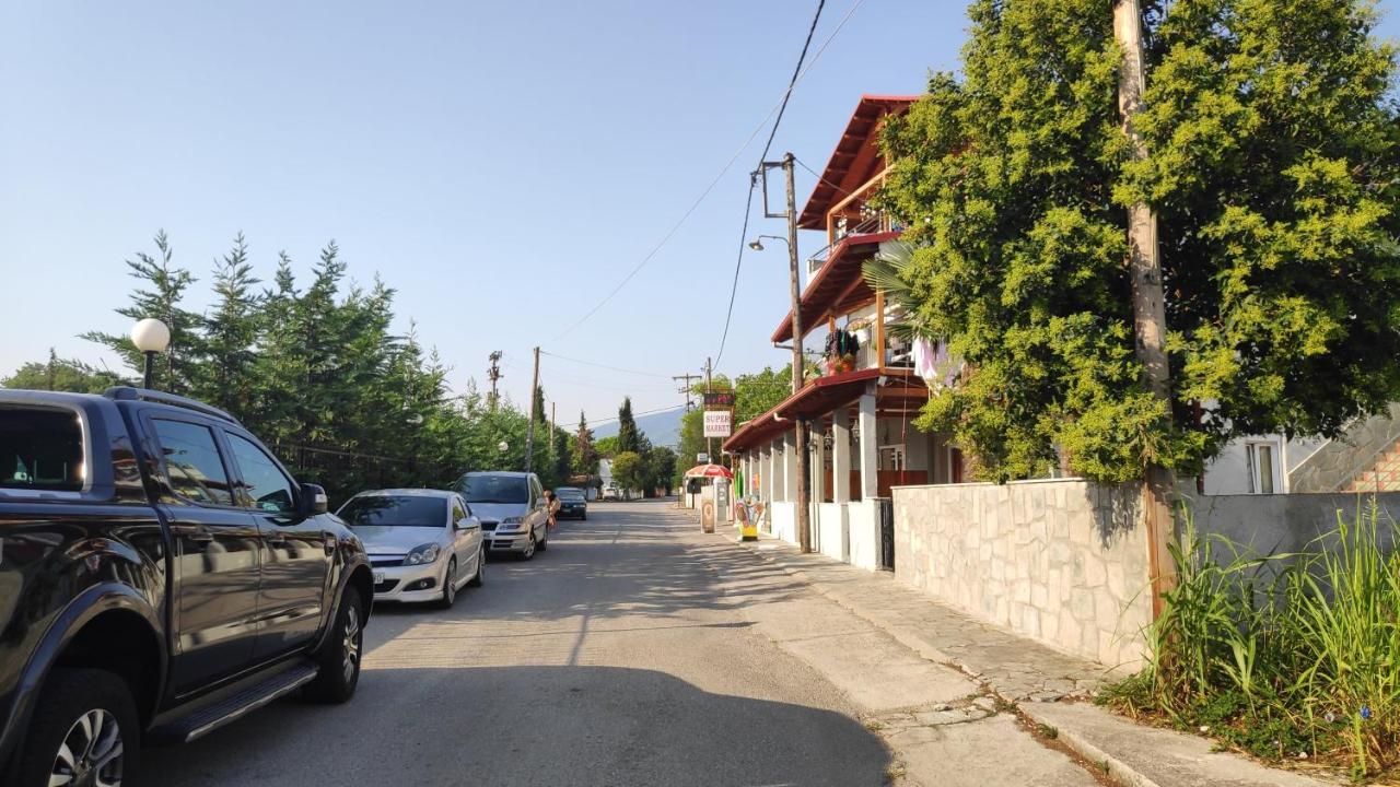 Camping Mitikas And Bungalows Plaka Litóchoro Exterior foto