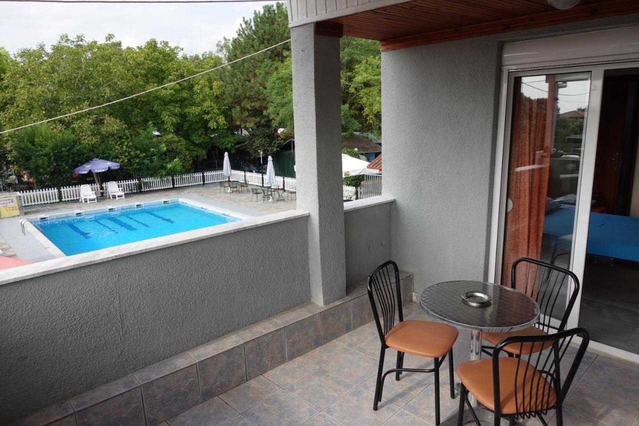 Camping Mitikas And Bungalows Plaka Litóchoro Exterior foto