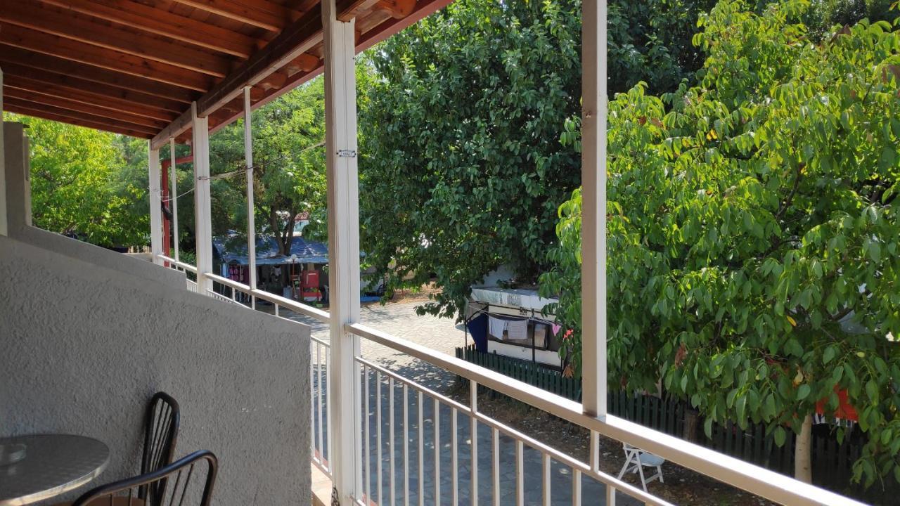 Camping Mitikas And Bungalows Plaka Litóchoro Exterior foto