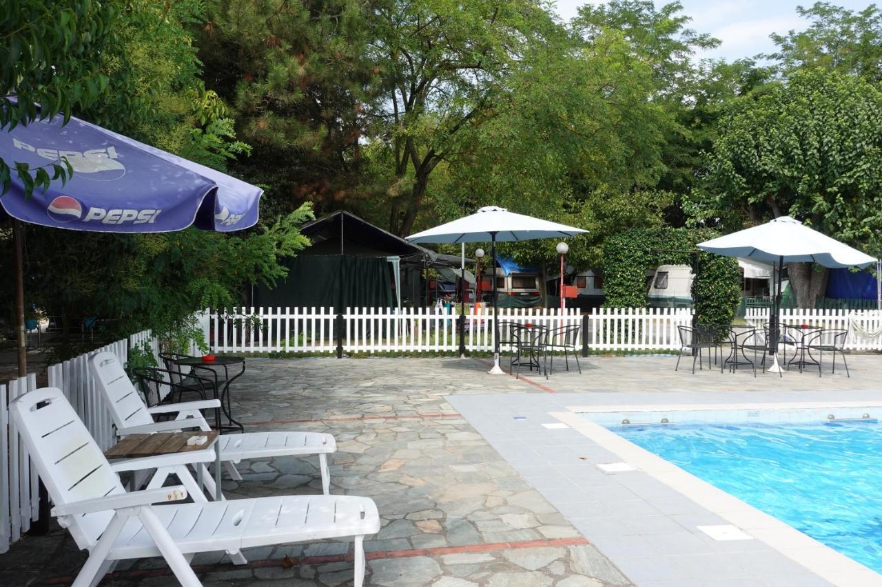 Camping Mitikas And Bungalows Plaka Litóchoro Exterior foto